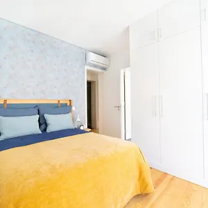  Apartment Blue By The River 2 - Elegant Two-bedroom In Santos Portugal